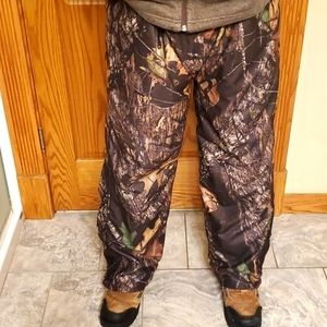 Cabelas  Camoflauge Hunting Pants